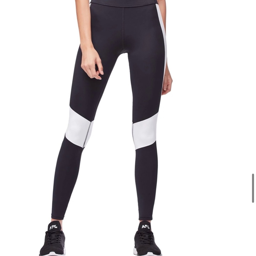 Good American Highrise Black and White Colorblock Leggings